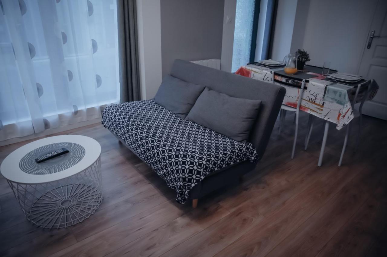 Cosy Et Moderne En Centre Ville, Fibre Haut Debit Ernee ภายนอก รูปภาพ