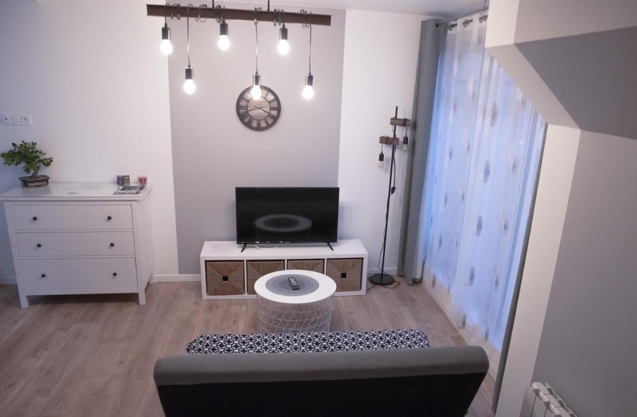 Cosy Et Moderne En Centre Ville, Fibre Haut Debit Ernee ภายนอก รูปภาพ